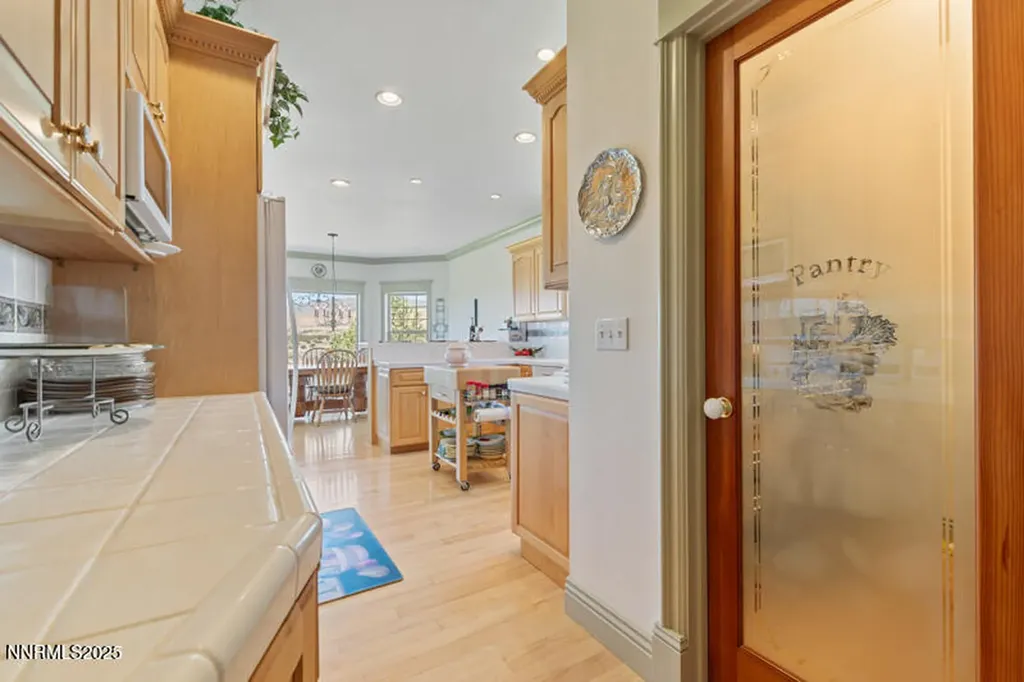 125 Columbia Hill Reno NV 89508
