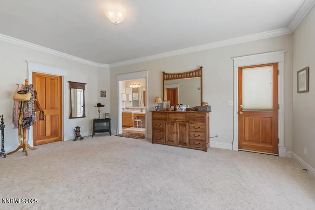 125 Columbia Hill Reno NV 89508