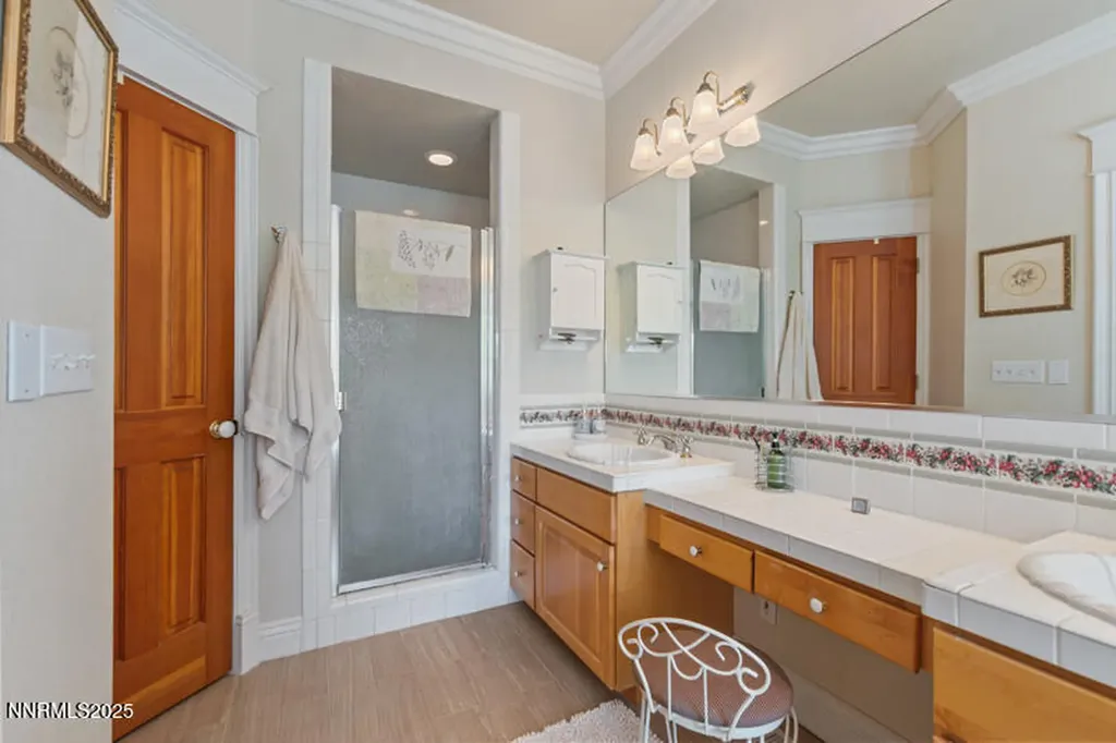 125 Columbia Hill Reno NV 89508