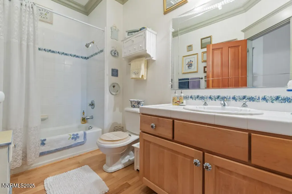 125 Columbia Hill Reno NV 89508