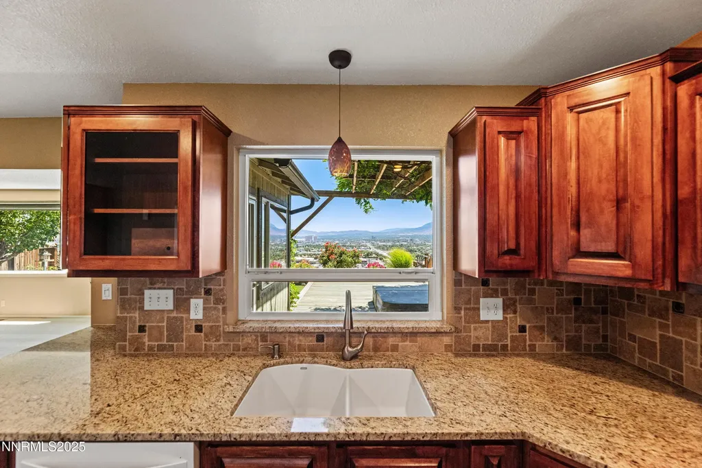 3427 Ridgecrest Reno NV 89512