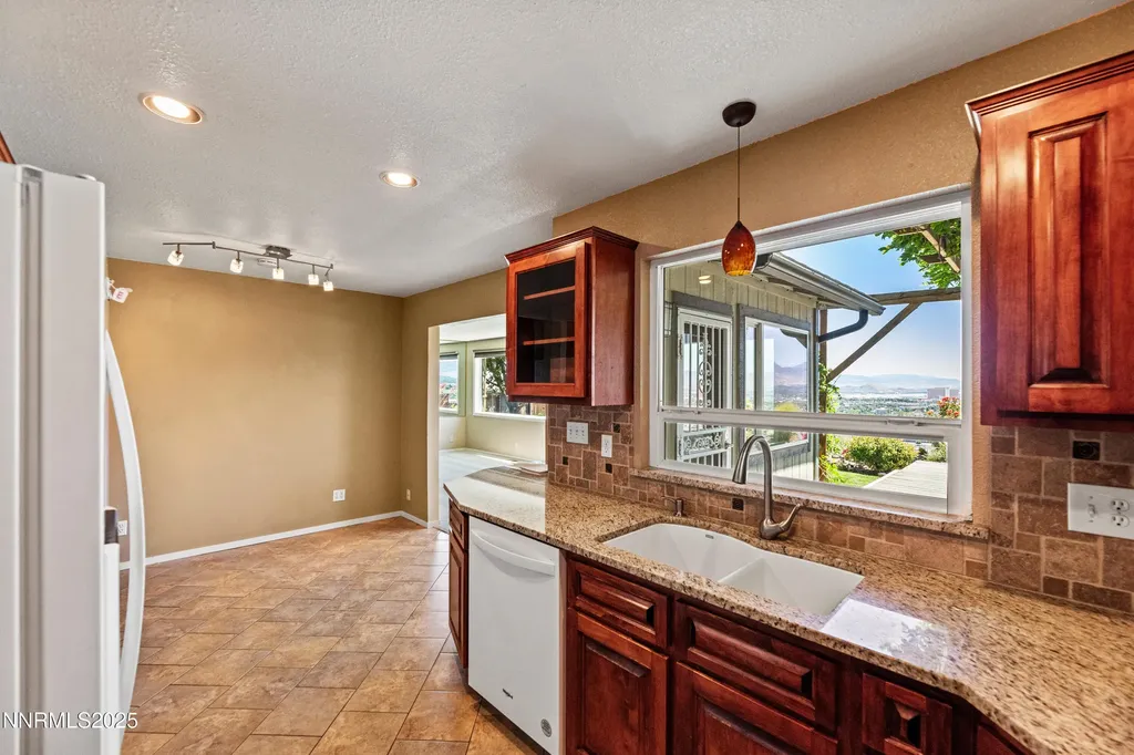 3427 Ridgecrest Reno NV 89512
