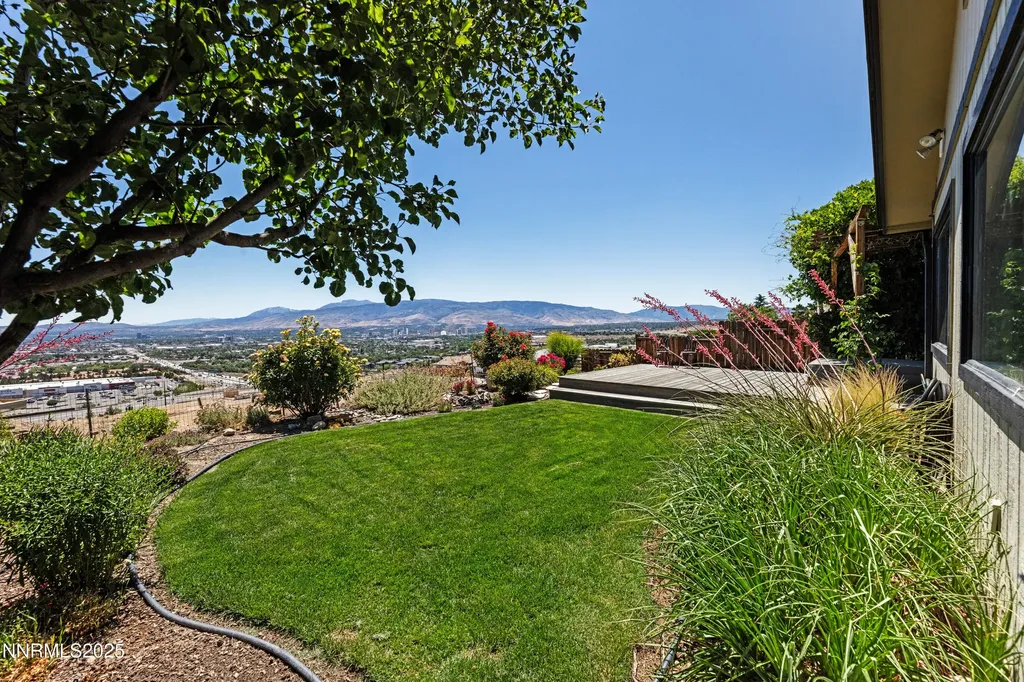 3427 Ridgecrest Reno NV 89512