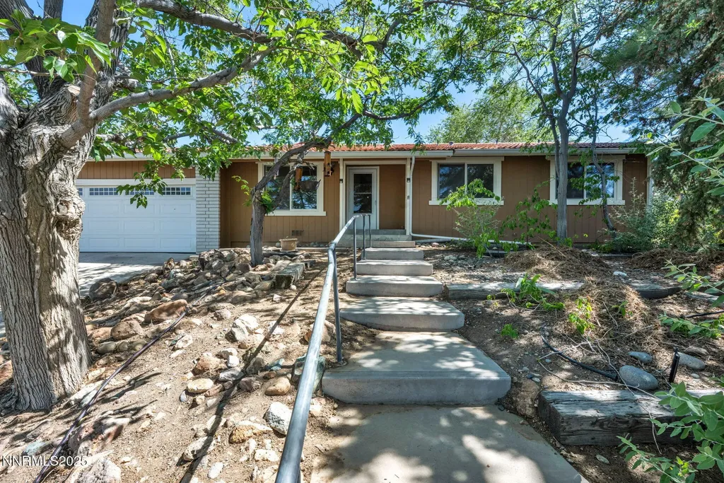 1425 Julie Reno NV 89509