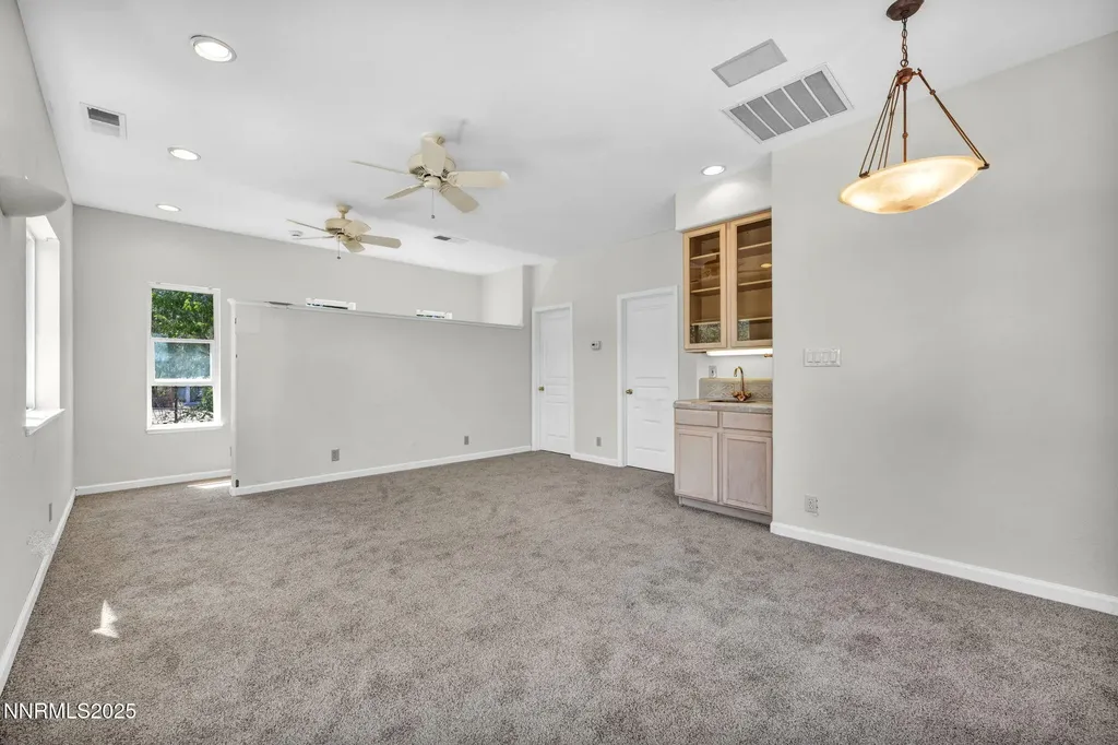 1425 Julie Reno NV 89509