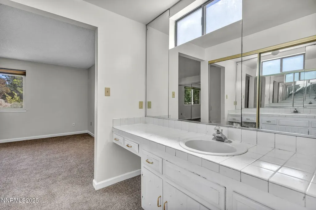 1425 Julie Reno NV 89509