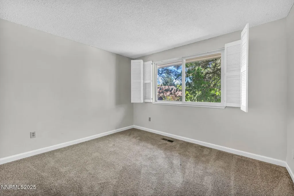 1425 Julie Reno NV 89509