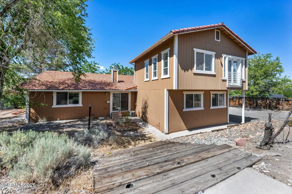 1425 Julie Reno NV 89509