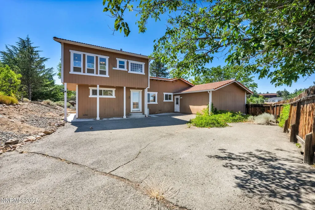 1425 Julie Reno NV 89509