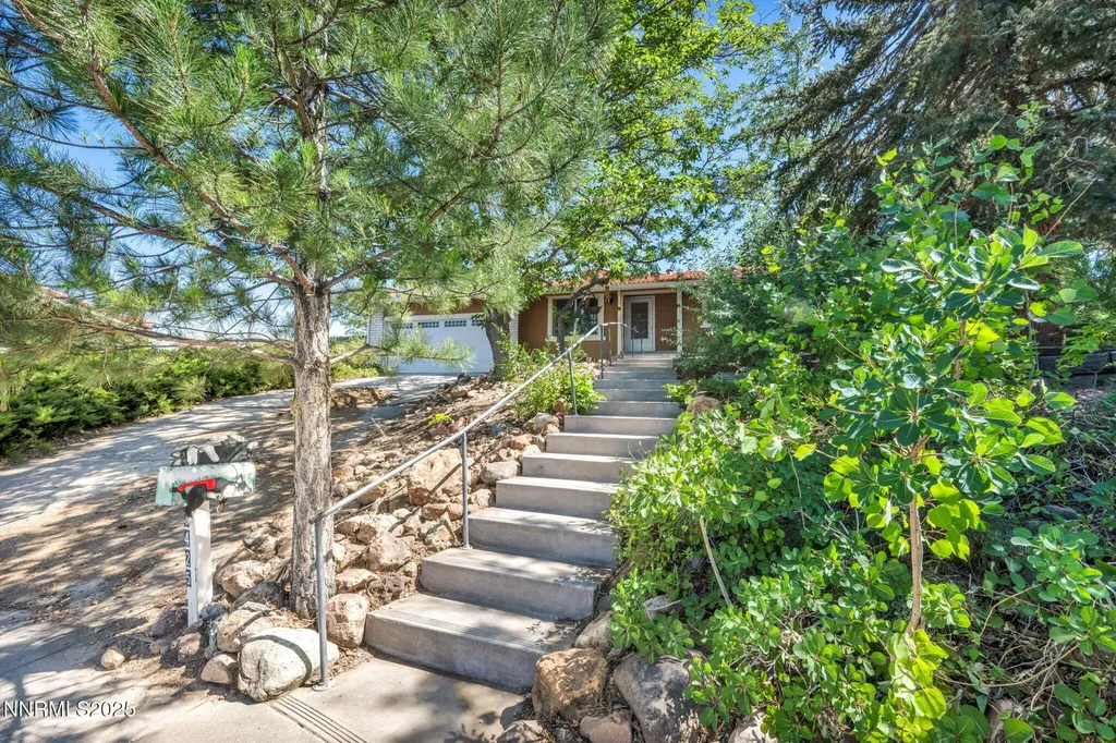 1425 Julie Reno NV 89509