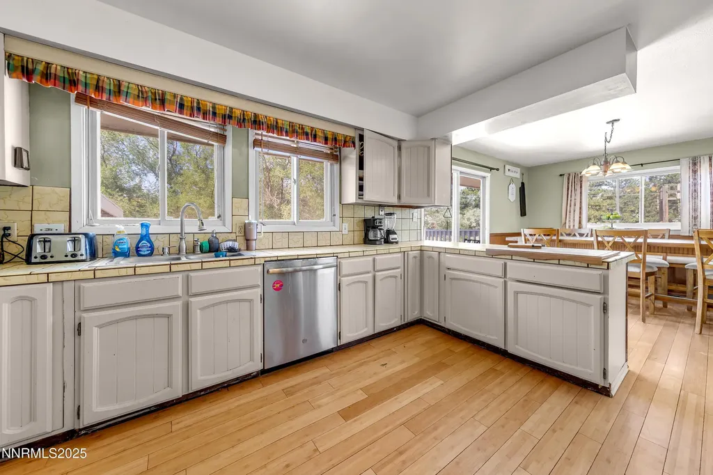 3225 Sun Cloud Circle Reno NV 89506