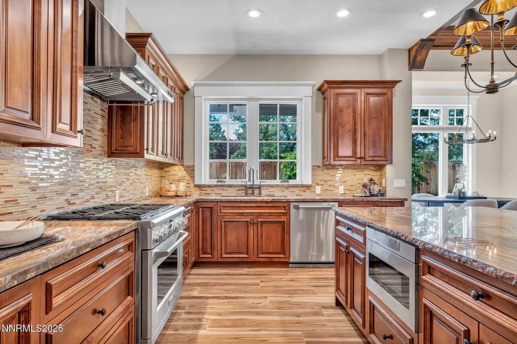 6145 Triple Crown Reno NV 89511