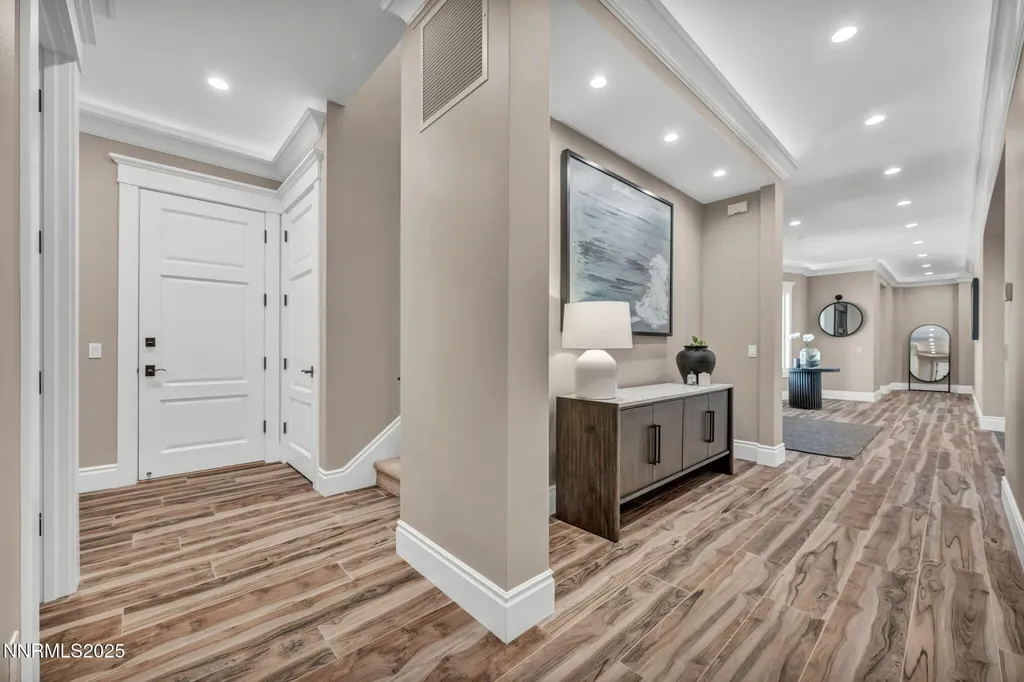 6145 Triple Crown Reno NV 89511