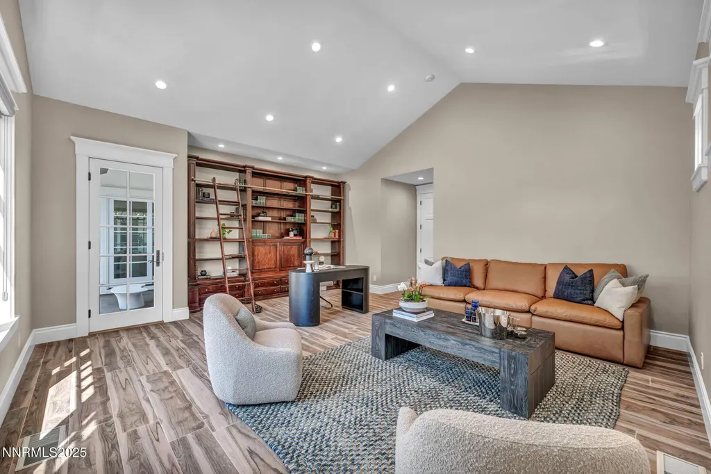 6145 Triple Crown Reno NV 89511
