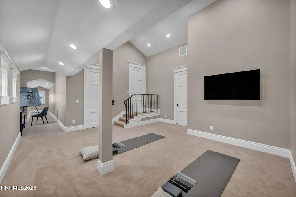 6145 Triple Crown Reno NV 89511