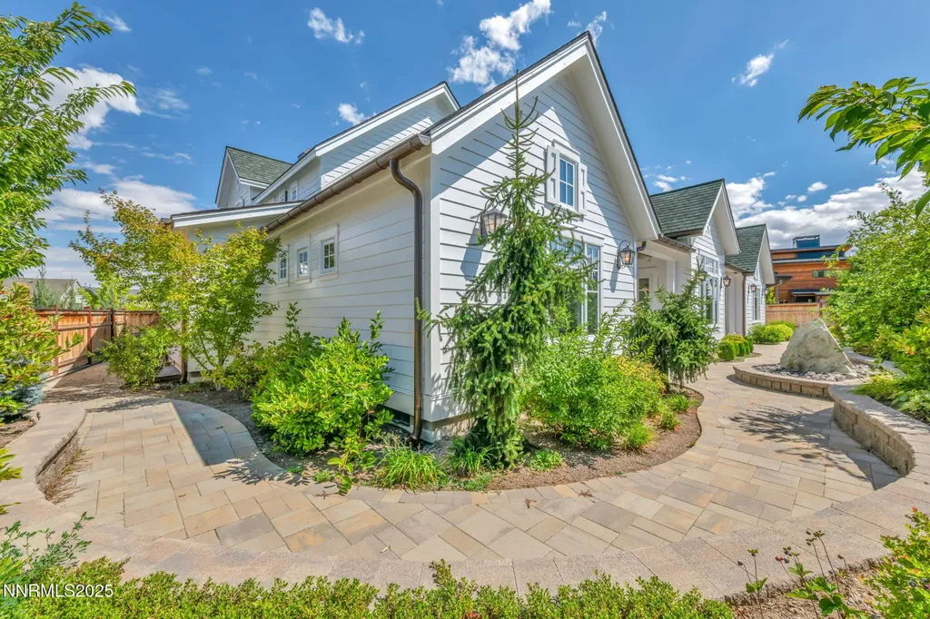 6145 Triple Crown Reno NV 89511