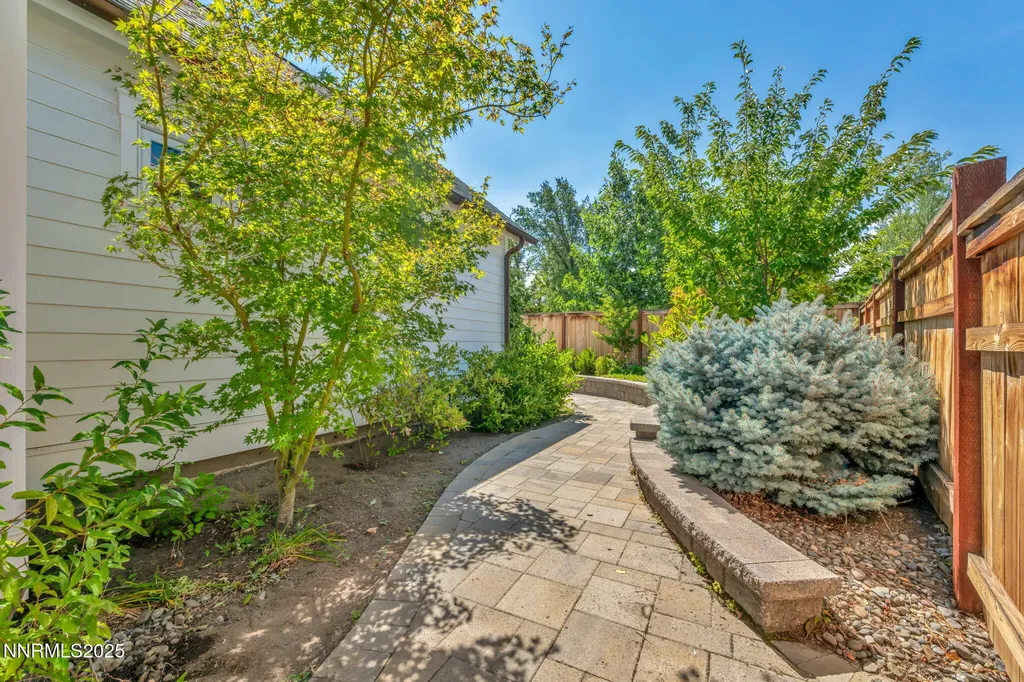 6145 Triple Crown Reno NV 89511