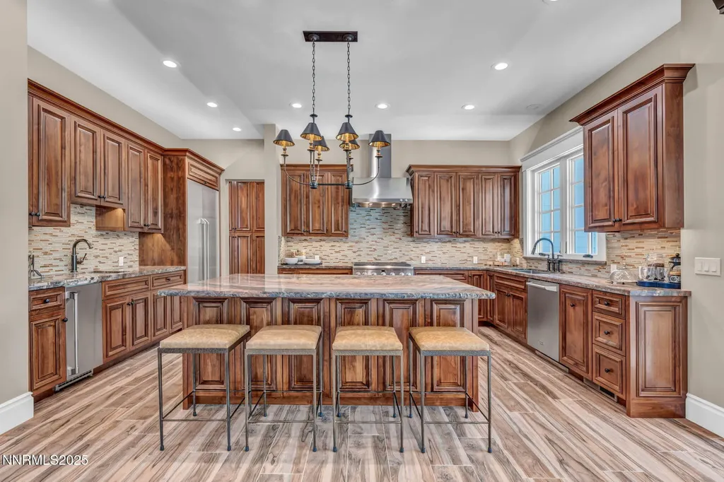 6145 Triple Crown Reno NV 89511