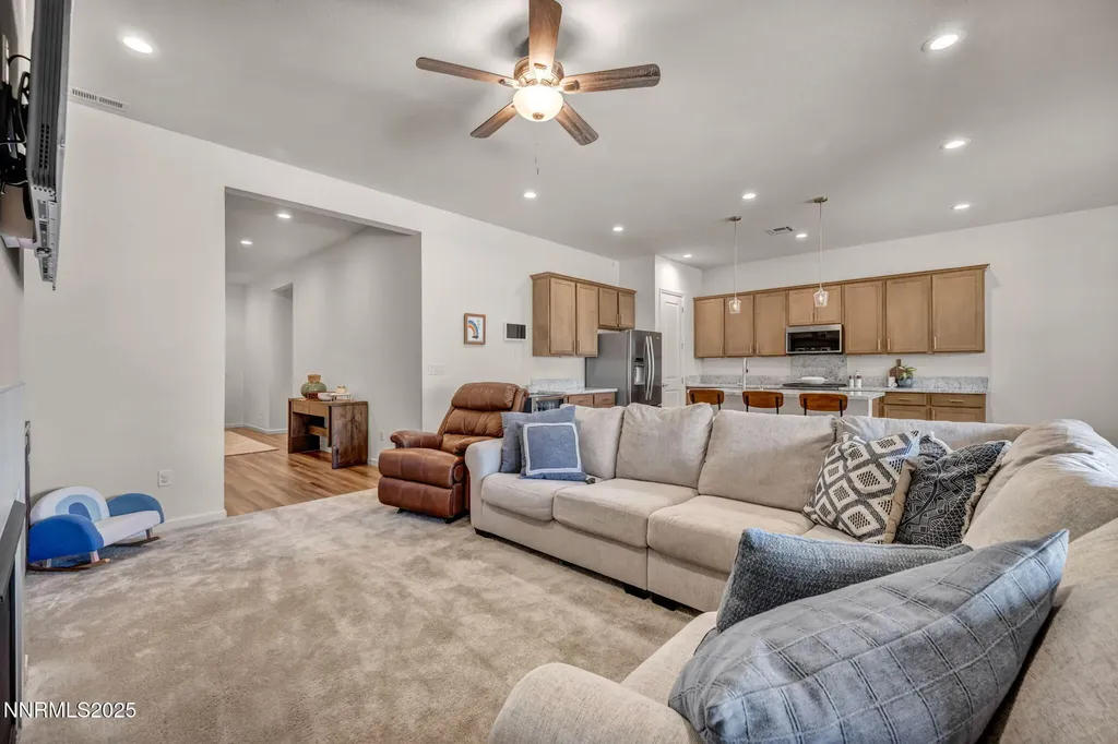 2180 Snoqualmie Sparks NV 89436