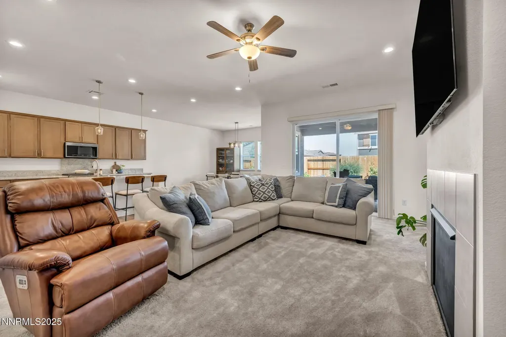 2180 Snoqualmie Sparks NV 89436