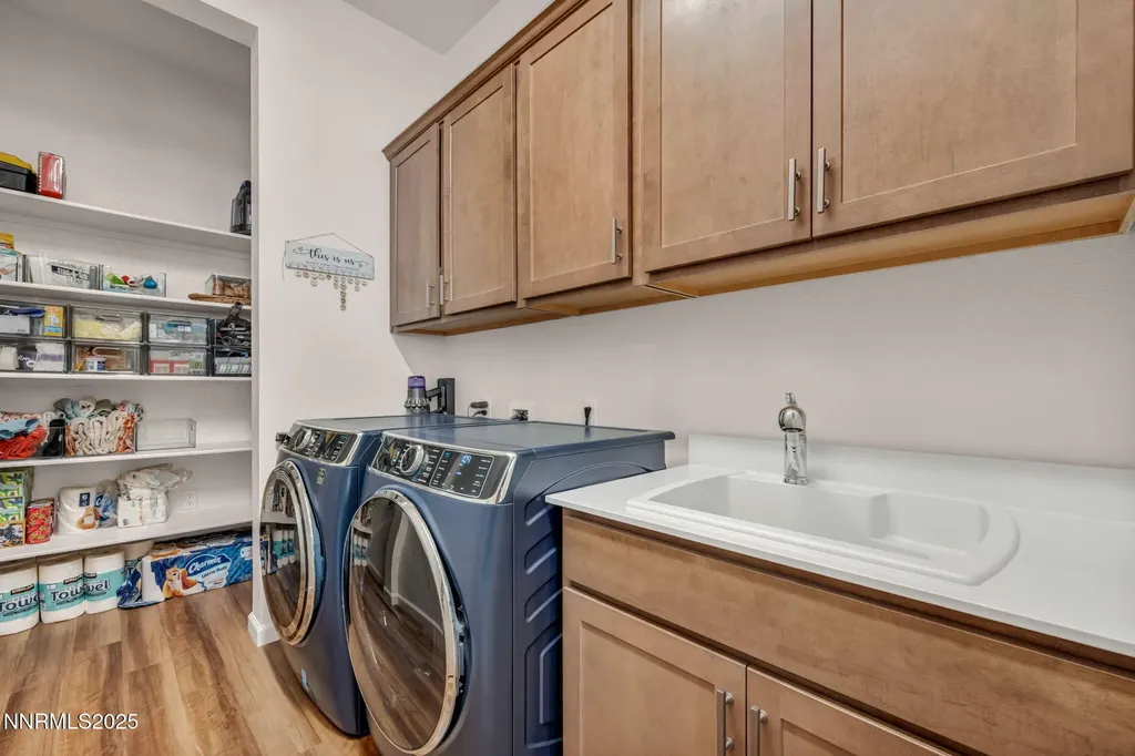 2180 Snoqualmie Sparks NV 89436