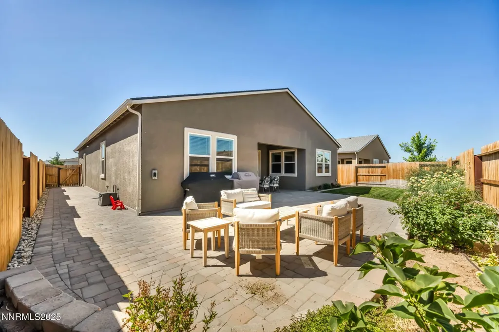 2180 Snoqualmie Sparks NV 89436