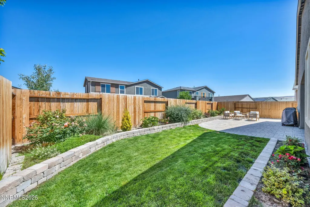2180 Snoqualmie Sparks NV 89436