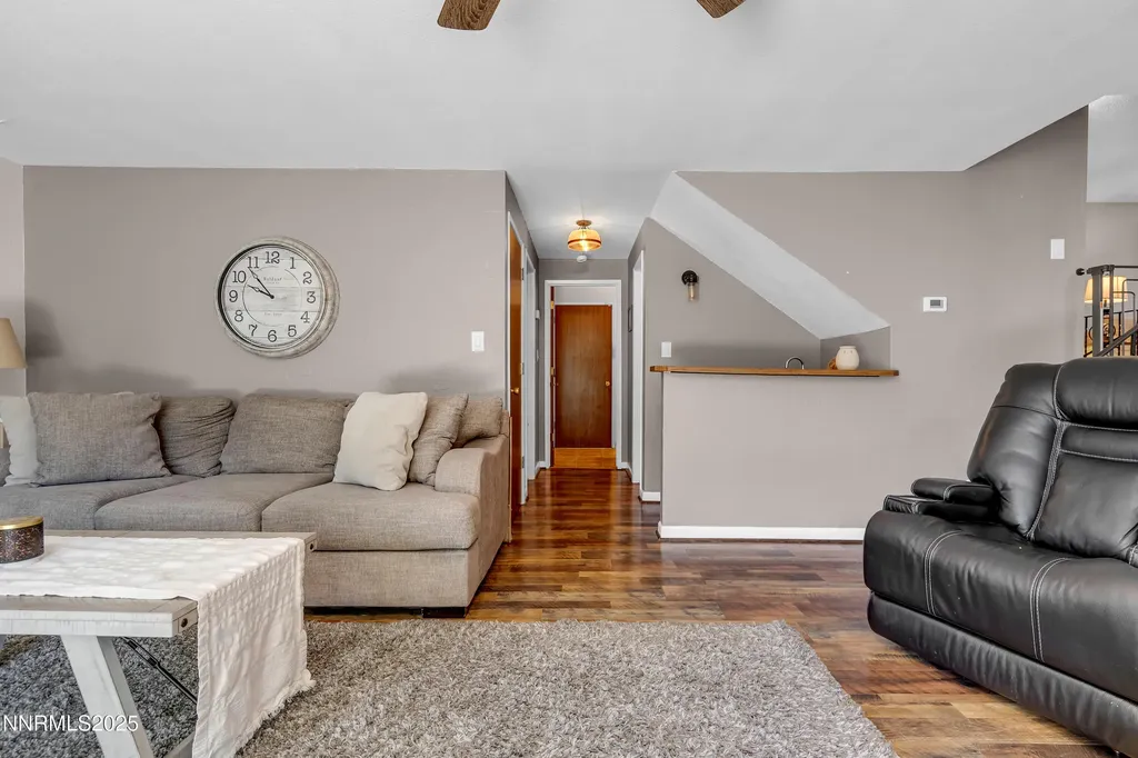 4210 Bismarck Reno NV 89502