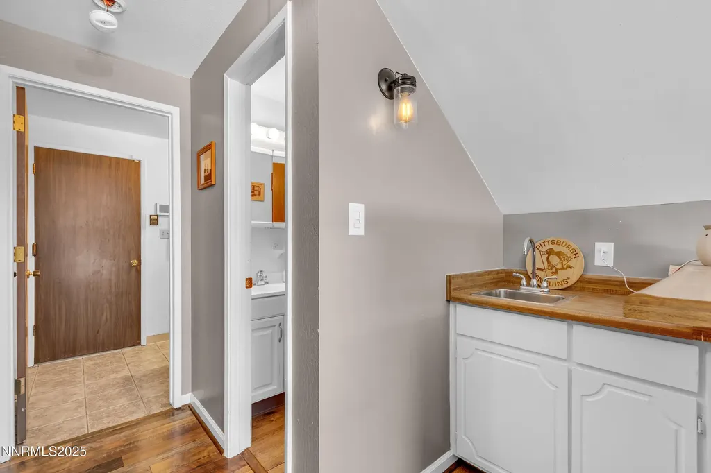 4210 Bismarck Reno NV 89502