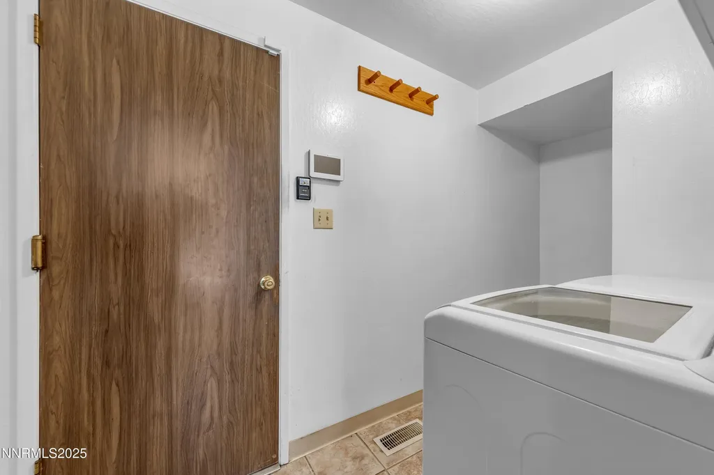 4210 Bismarck Reno NV 89502