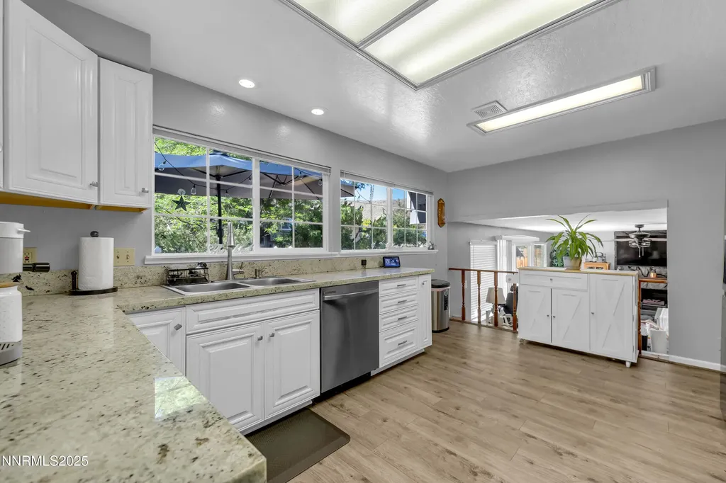 4210 Bismarck Reno NV 89502