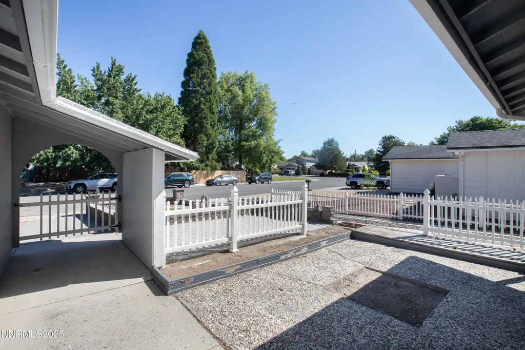 4210 Bismarck Reno NV 89502
