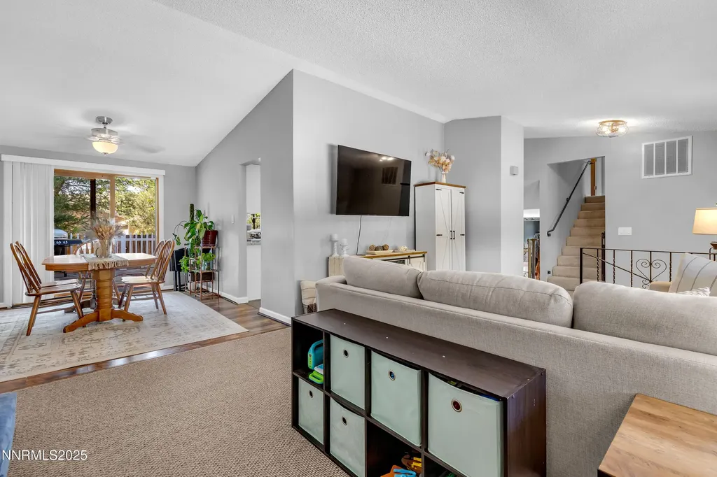 4210 Bismarck Reno NV 89502