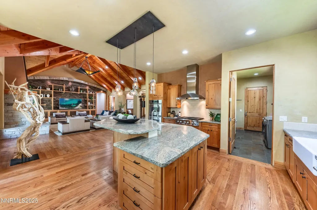 48 Rose Creek Reno NV 89511