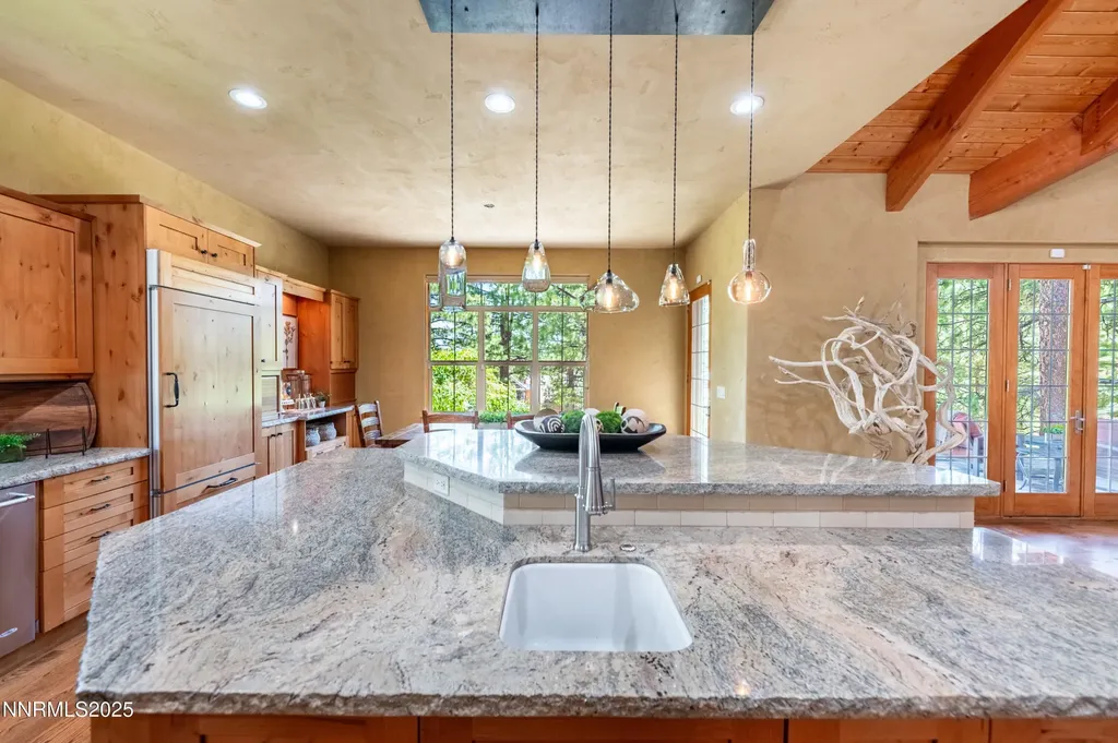 48 Rose Creek Reno NV 89511