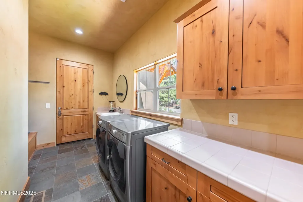 48 Rose Creek Reno NV 89511