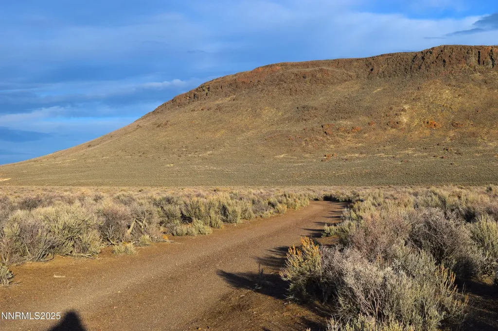 3307-3308 High Rock Road Gerlach NV 89412