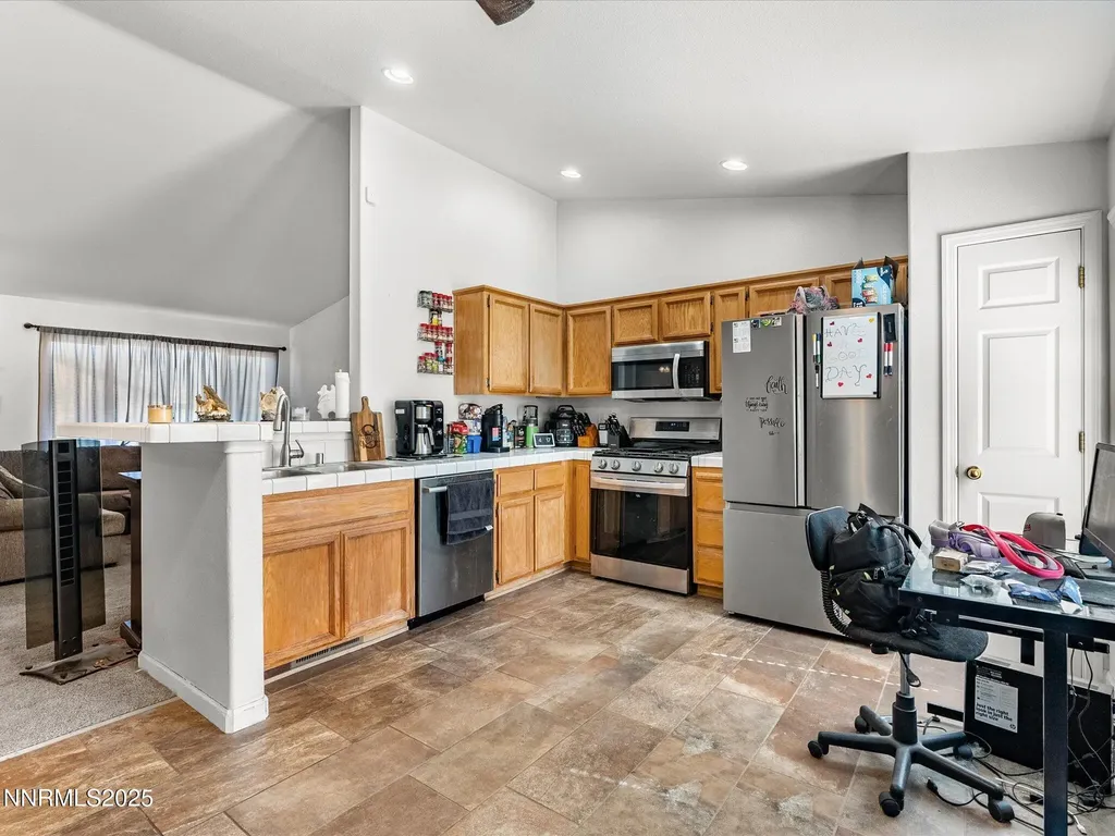 1324 Nevada Pacific Fernley NV 89408
