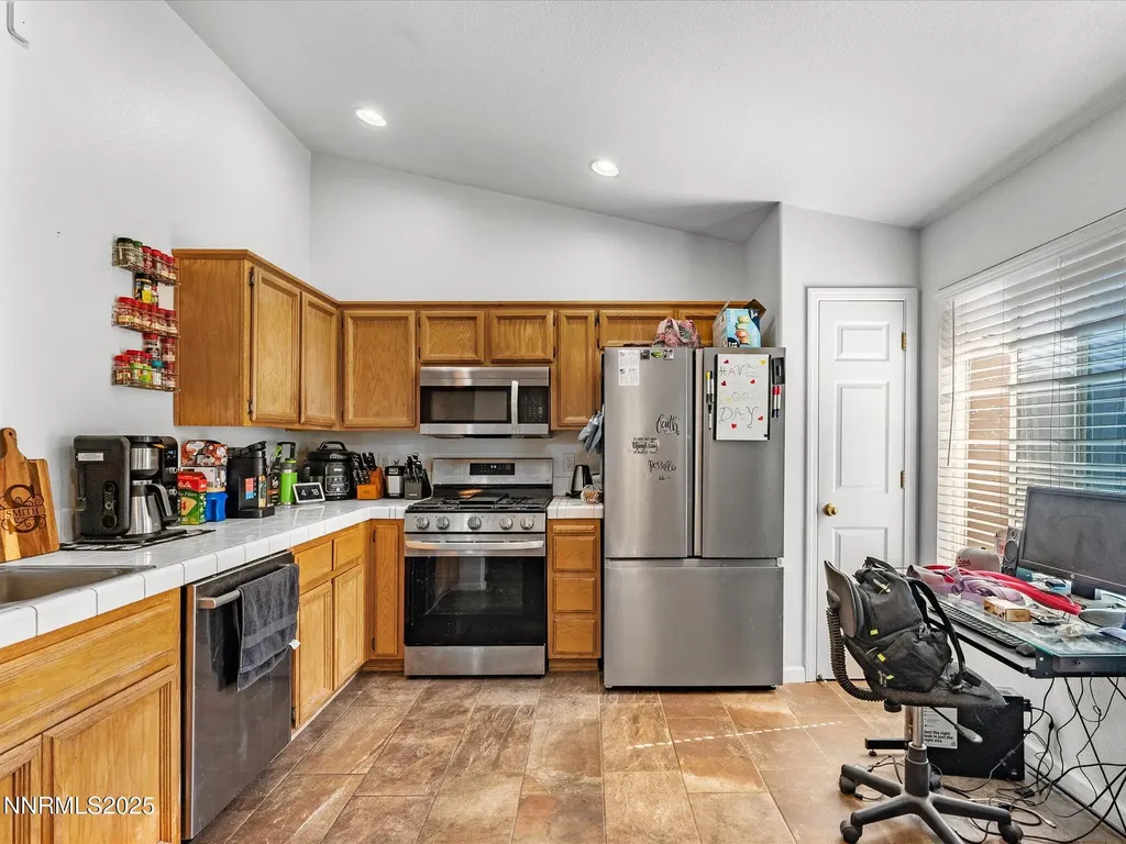 1324 Nevada Pacific Fernley NV 89408