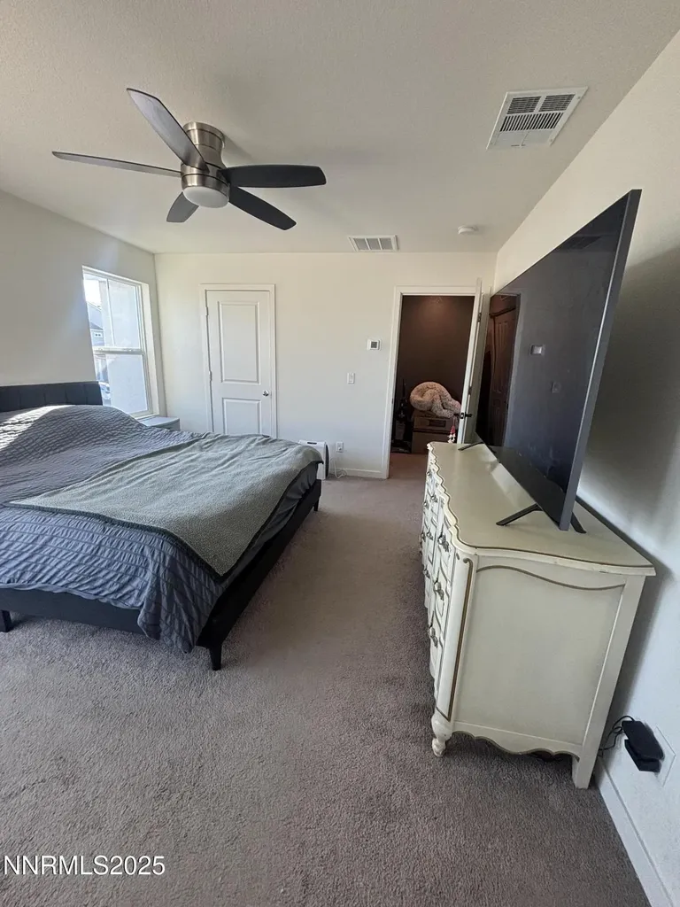 8886 Wolf Moon Reno NV 89506