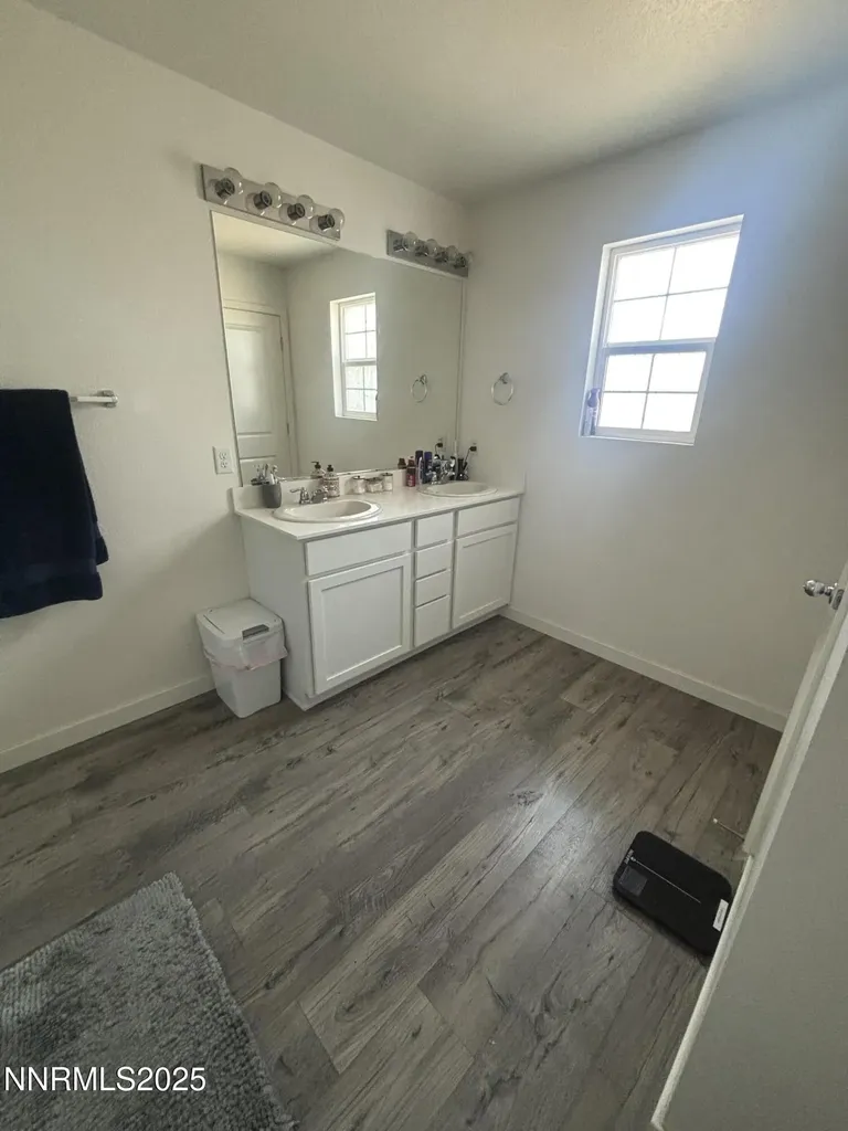 8886 Wolf Moon Reno NV 89506