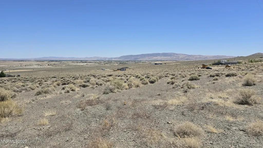 5710 Peek Silver Springs NV 89429