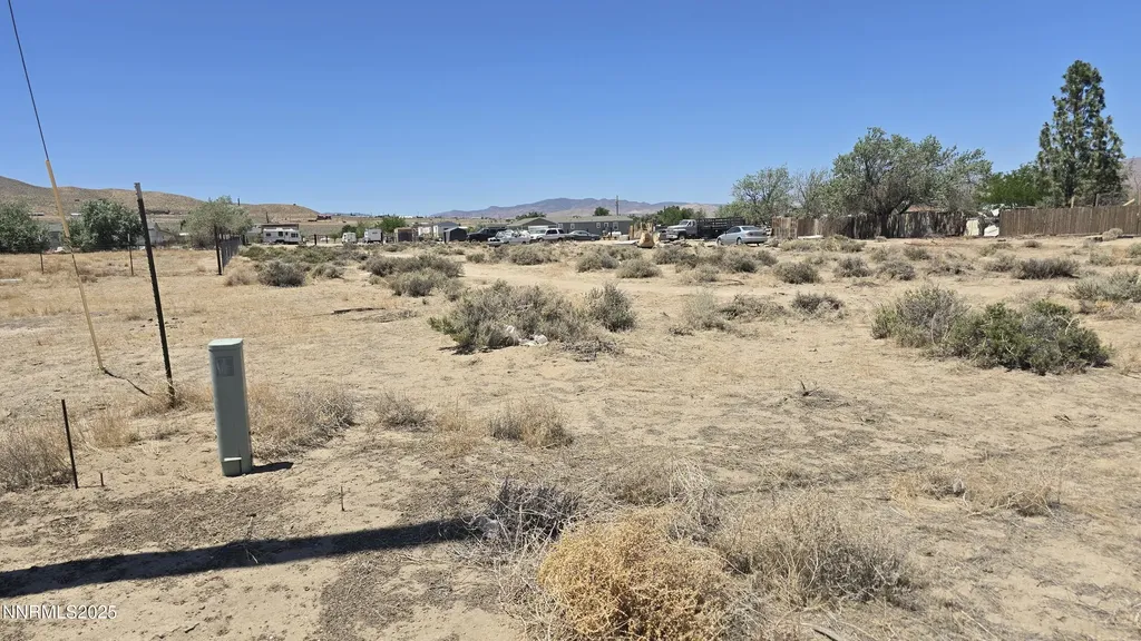 5135 Robert Silver Springs NV 89429