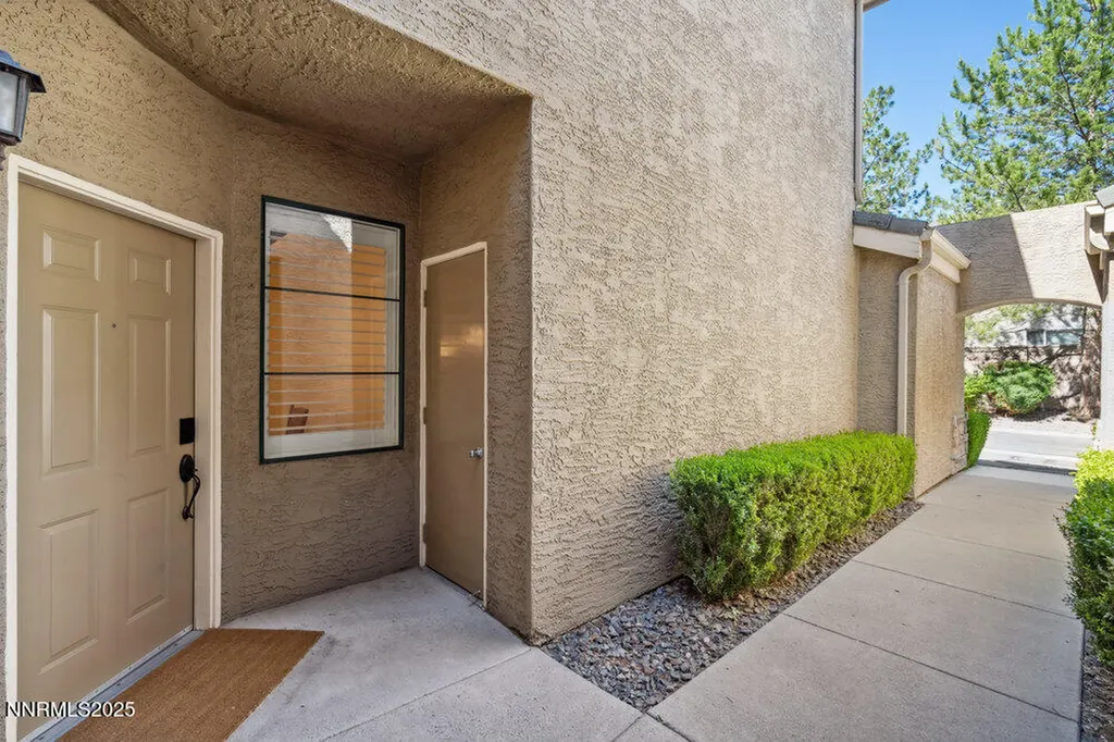 900 Meadows Reno NV 89521