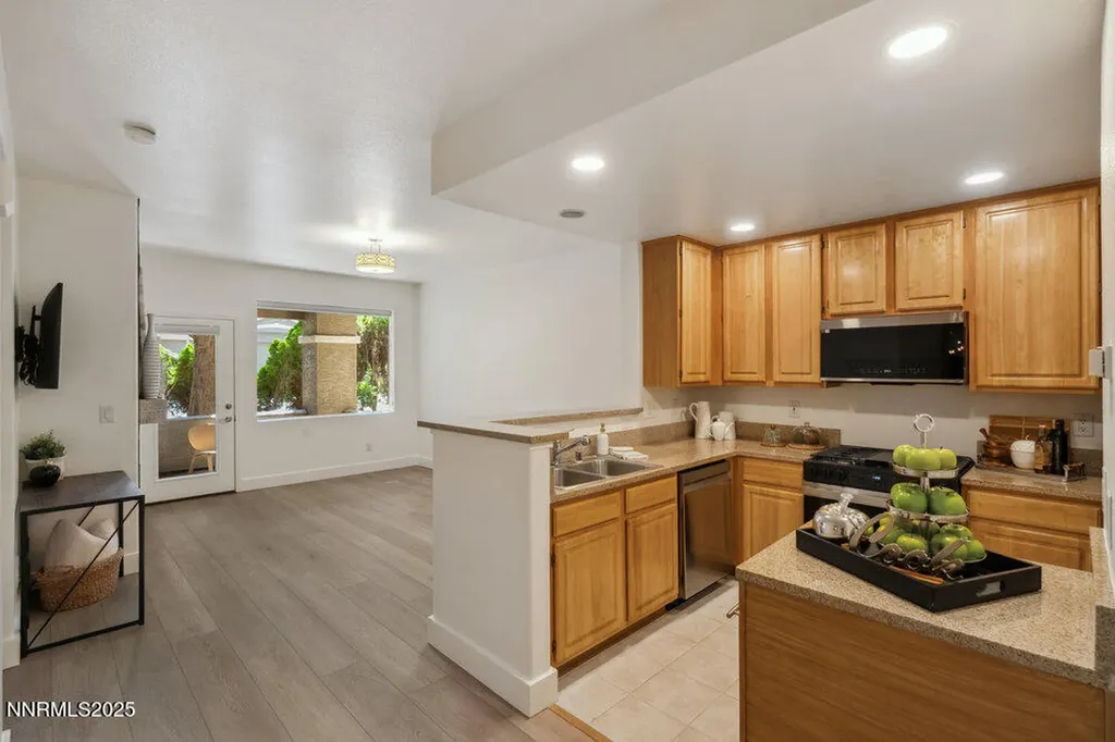 900 Meadows Reno NV 89521