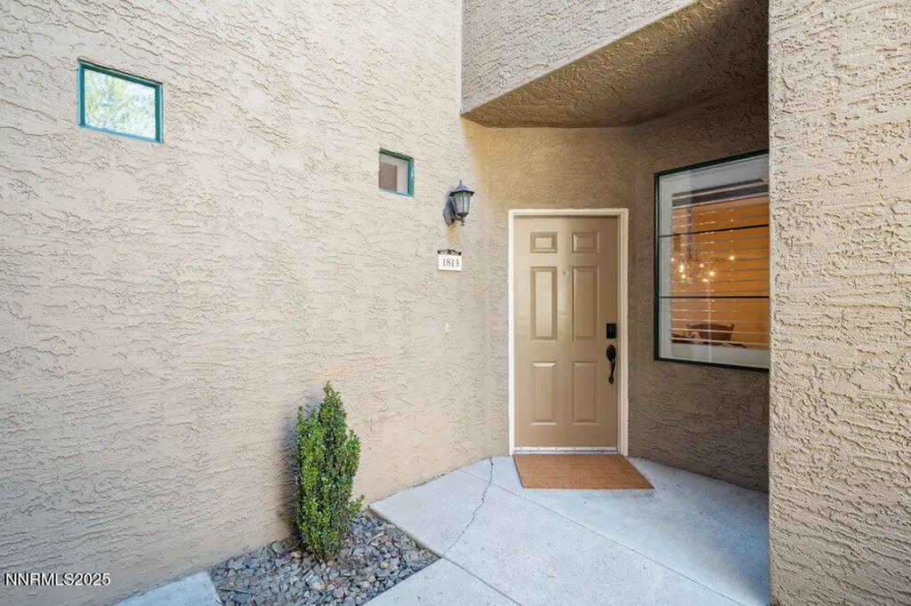 900 Meadows Reno NV 89521