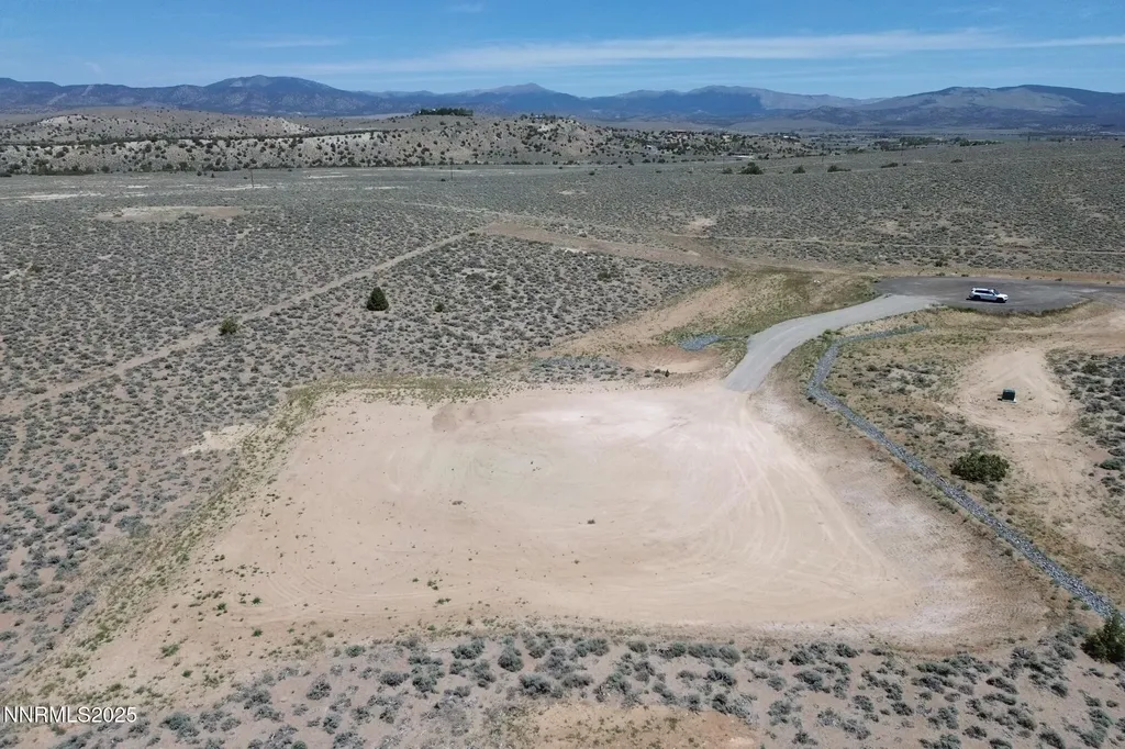 2040 Currant Gardnerville NV 89410