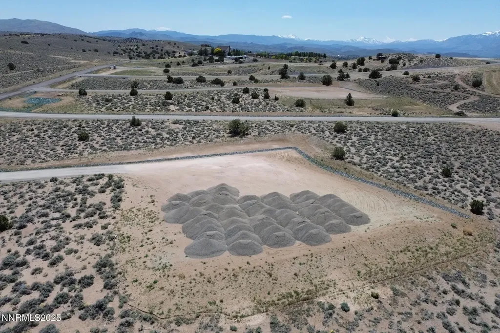 2028 Currant Gardnerville NV 89410
