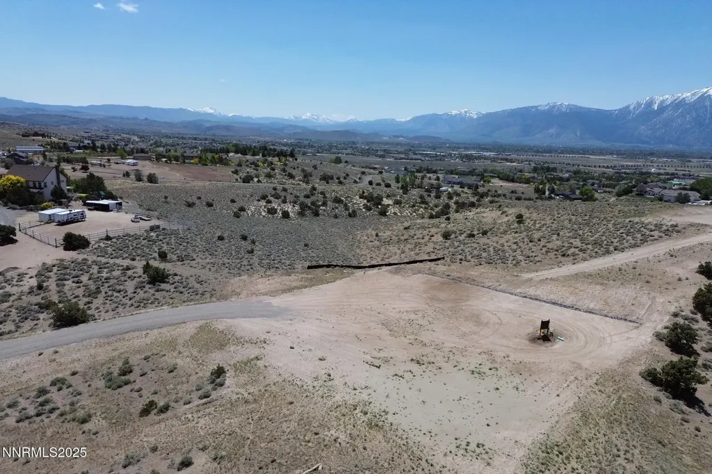 2000 Currant Gardnerville NV 89410