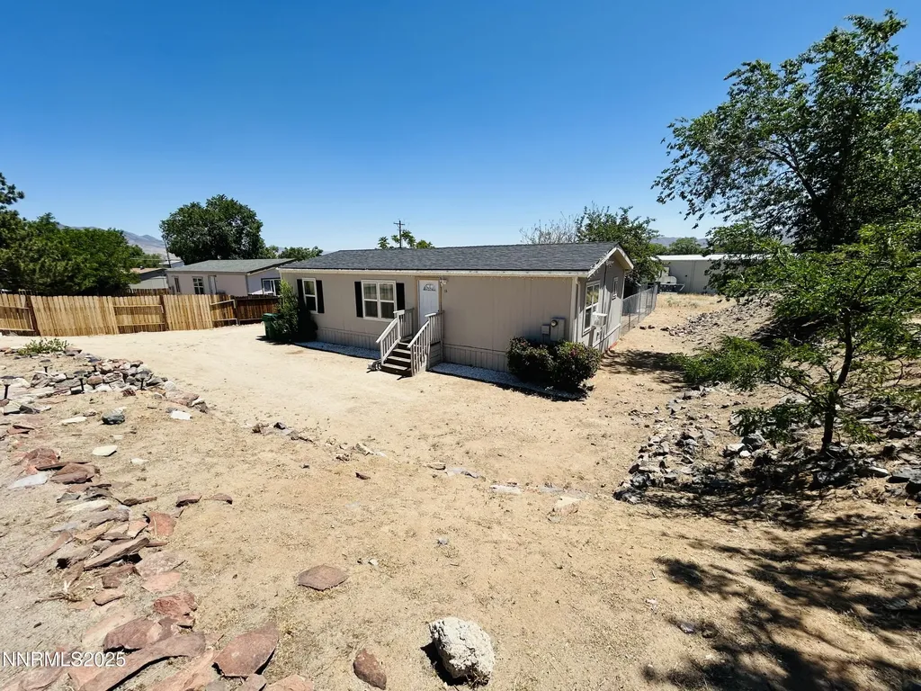 16 Stope Dayton NV 89403